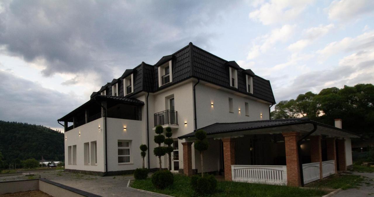 Berghaus Bucovina Hotel Câmpulung Moldovenesc Екстериор снимка